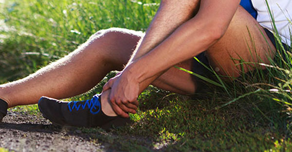 Sprain Vs Strain Treatment Symptoms Niams